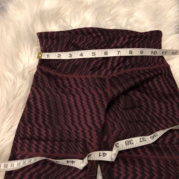 Lululemon Shifted Horizon Red Grape Wunder Under - Picture 4 of 6